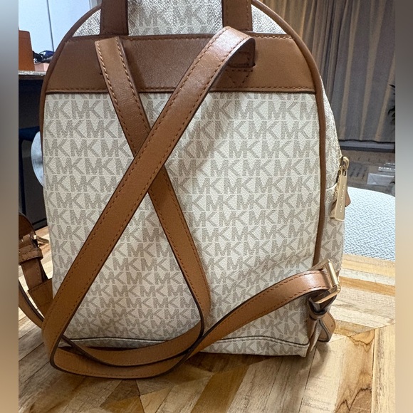 Michael Kors Signature Rhea Medium Backpack - Picture 7 of 9